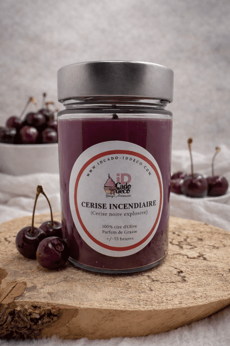 Bougie parfumée cerise noire – Senteur fruitée intense