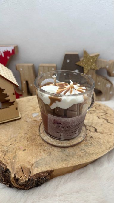 Bougie Rocher praliné - ambiance sucrée et chaleureuse