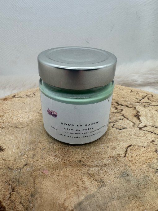 Bougie Sous le Sapin – Parfum gourmand et ambiance festive